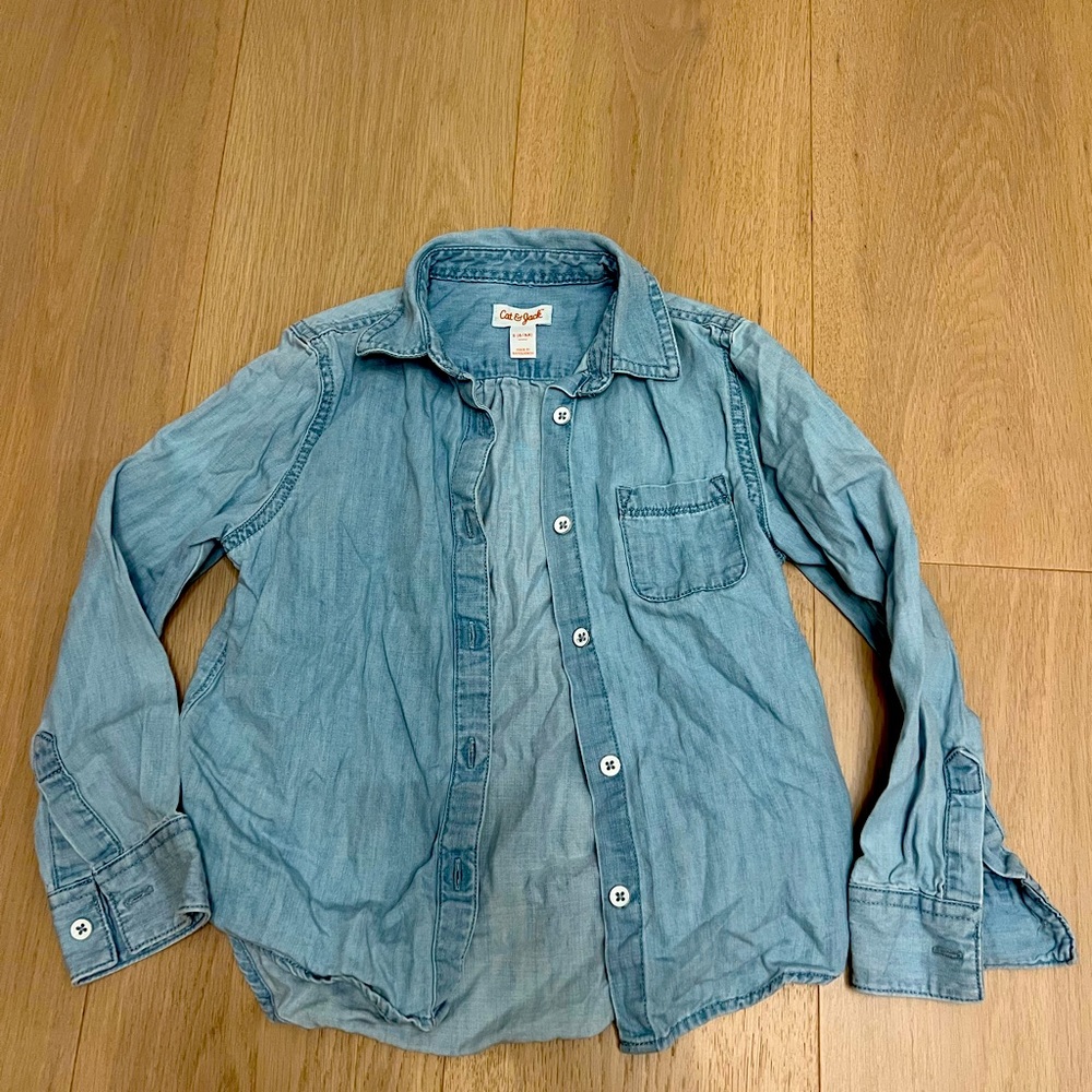 Cat & Jack. Girls Denim shirt. S